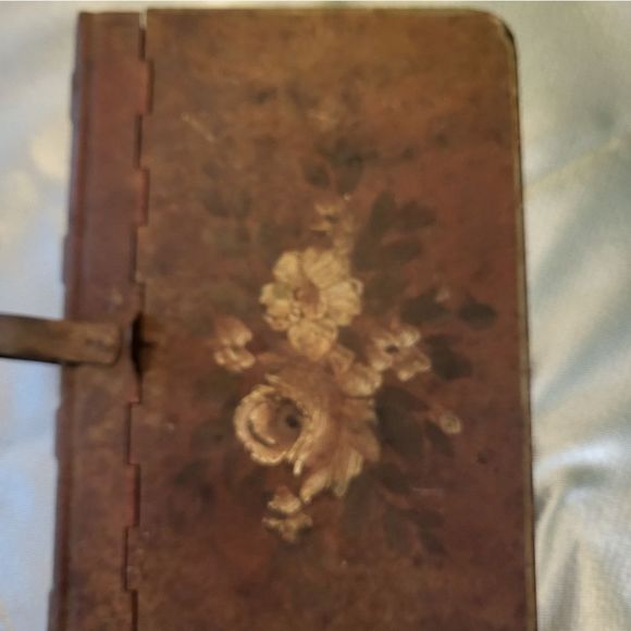 Vintage Floral Brown Decorative Book - Picture 2 of 4